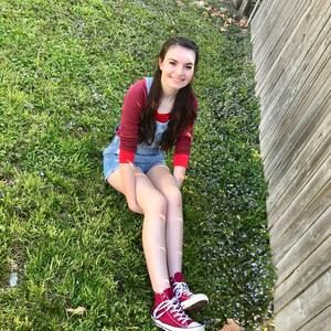 Meet your Posher, Emily